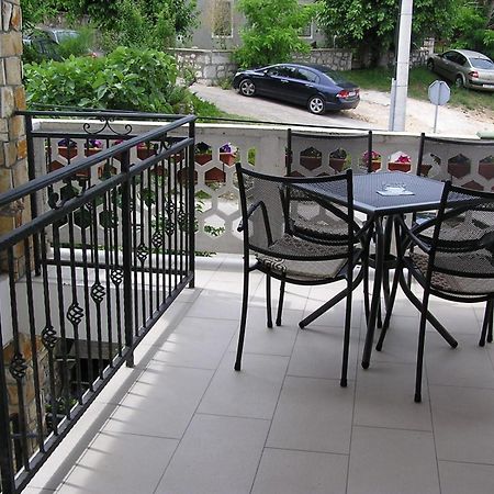 Apartmani Radosav Šilo Exterior foto
